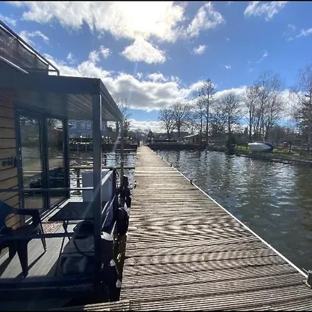 Unique Water Tiny Hausboot Fuer 2 Personen * Zehdenick